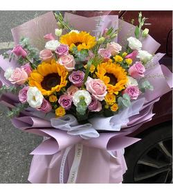 鲜花：我紫在乎你 混搭花束